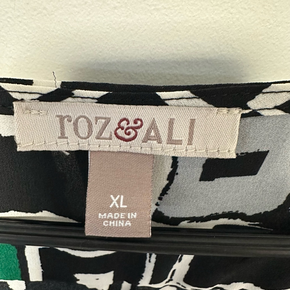 Roz & Ali Women’s Blouse XL Black Green Zip Up Front - Picture 8 of 9